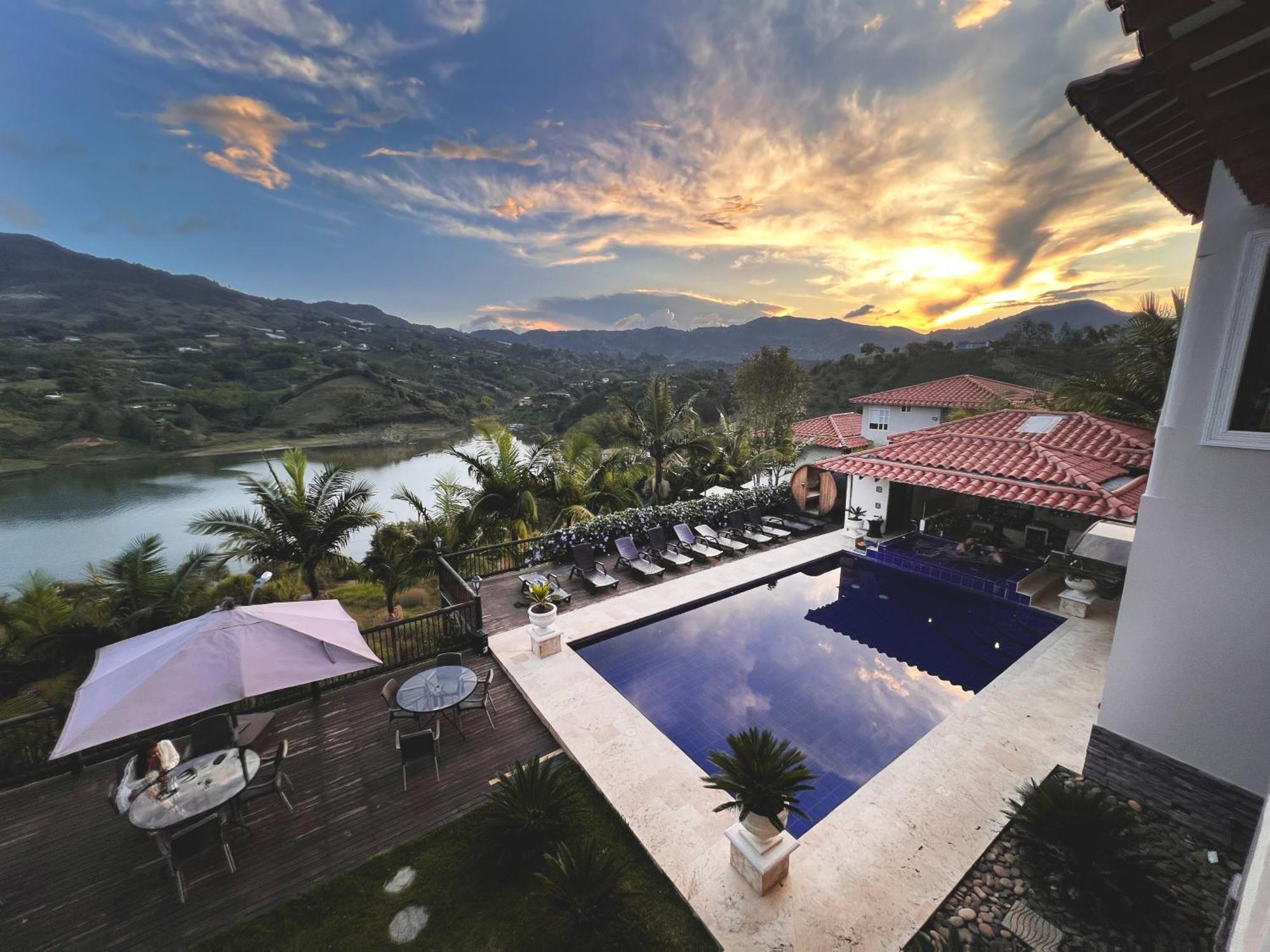1714 Hotel Boutique Guatapé エクステリア 写真